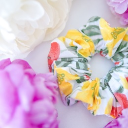 Bawełniana scrunchie kolorowe kwiaty