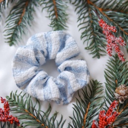 Gumka do włosów niebiesko-biała boucle