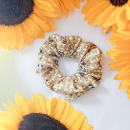 Gumka z jedwabnego krawata krowy