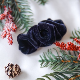 Mała spinka granat jedwabny welur