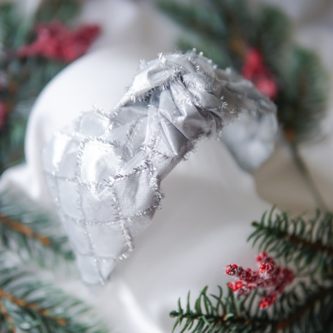 Opaska na włosy z węzłem srebro