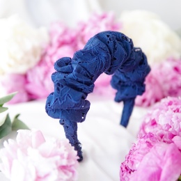 Opaska scrunchie granatowa koronka