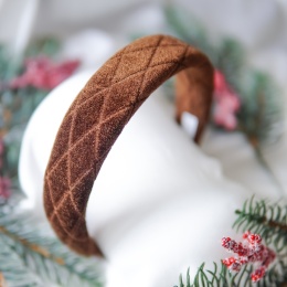 Usztywniana opaska jedwabny welur brąz